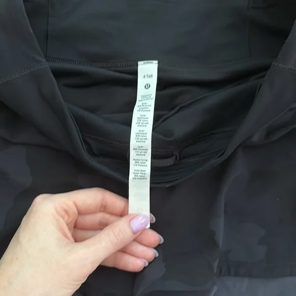 Lululemon shorts - Picture 2 of 3